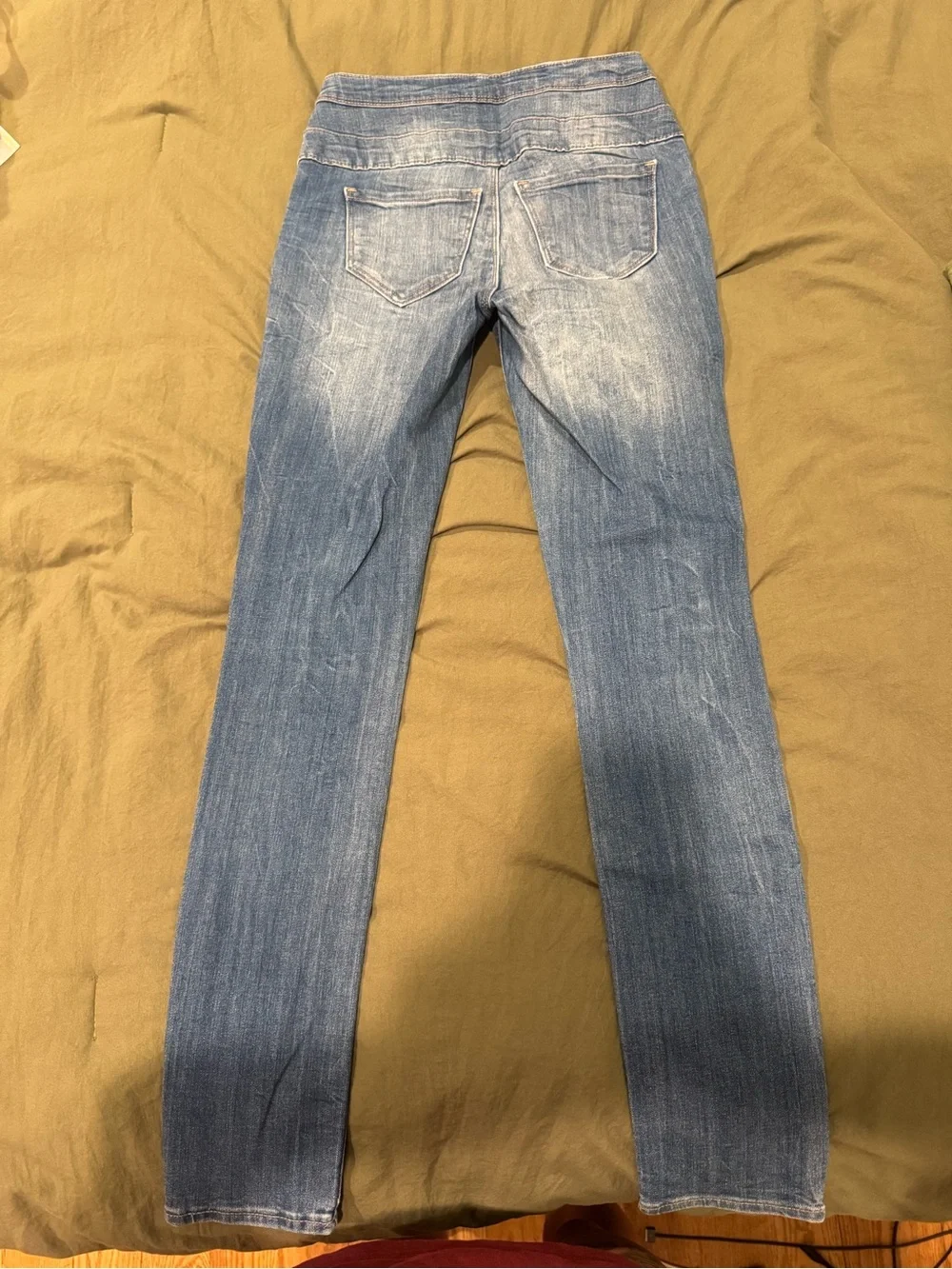 refuge Women's Light Blue Skinny Jeans with Button-Fly